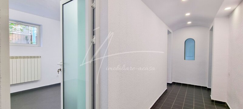 Cotroceni, Parcul Izvor, spatiu de birouri decomandat la demisol, 82,37 mp.